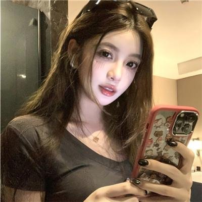 中间的房子